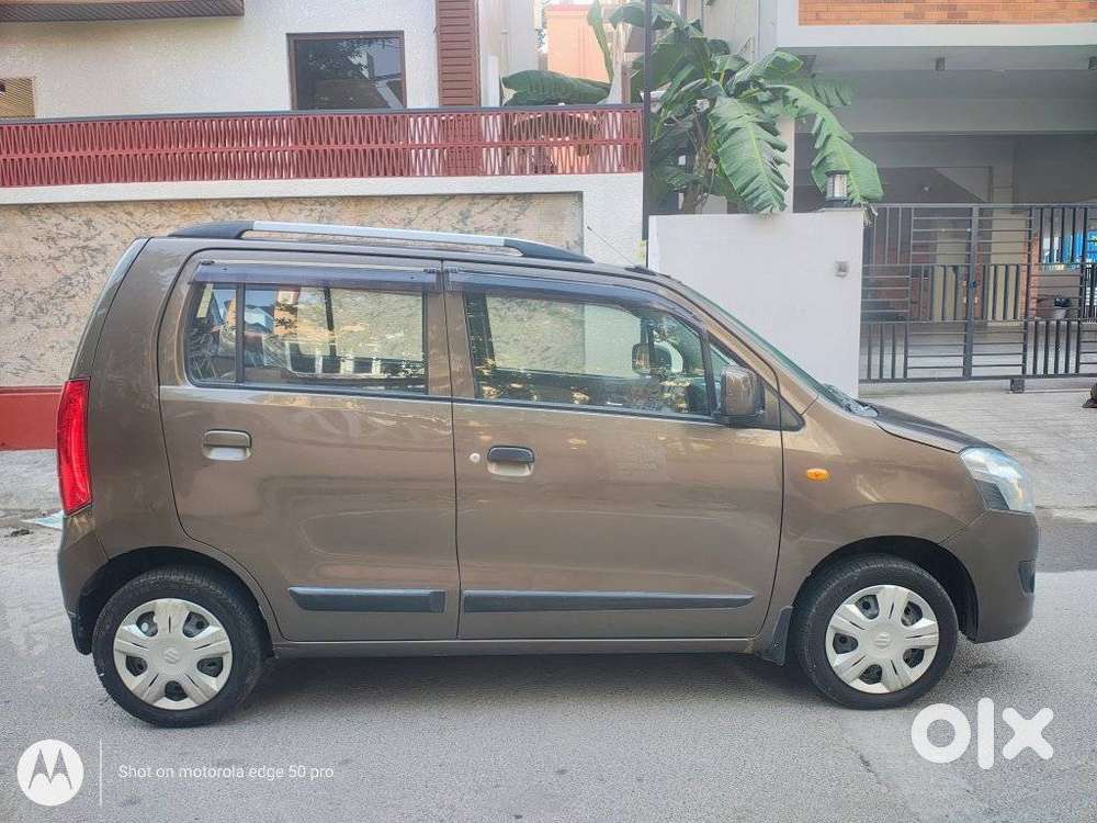 Maruti Suzuki Wagon R Amt Vxi Plus, 2016, Petrol