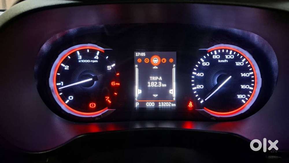 Mahindra Thar Lx P At 4wd 4s Ht, 2022, Petrol