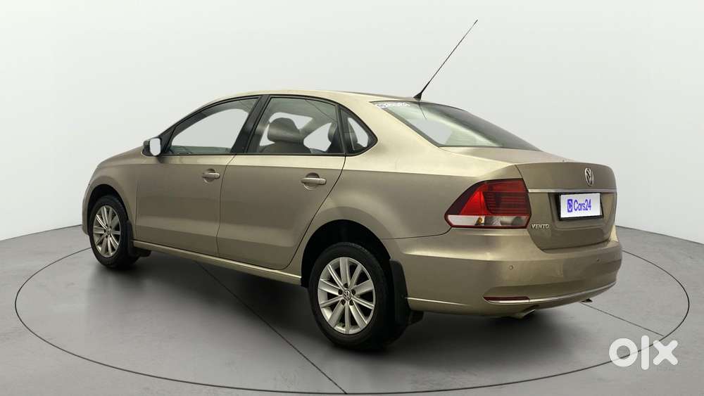 Volkswagen Vento 2013-2015 1.6 Highline, 2015, Petrol