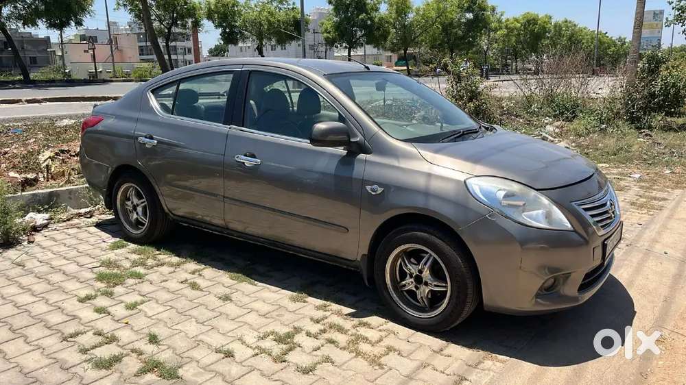 Nissan Sunny 2012 Diesel 120000 Km Driven