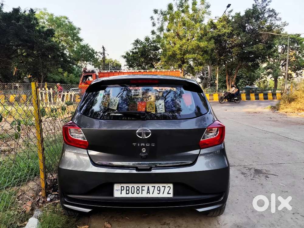 Tata Tiago 2022 Petrol Well Maintained