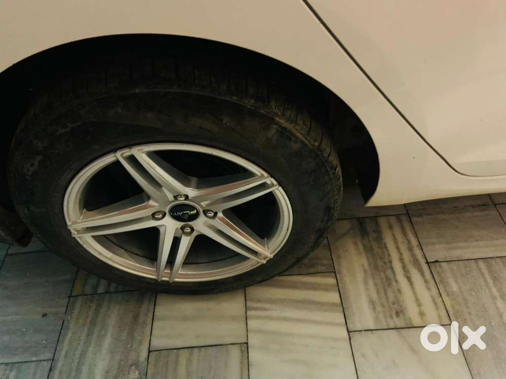 Hyundai Verna 2019 Diesel 90000 Km Driven