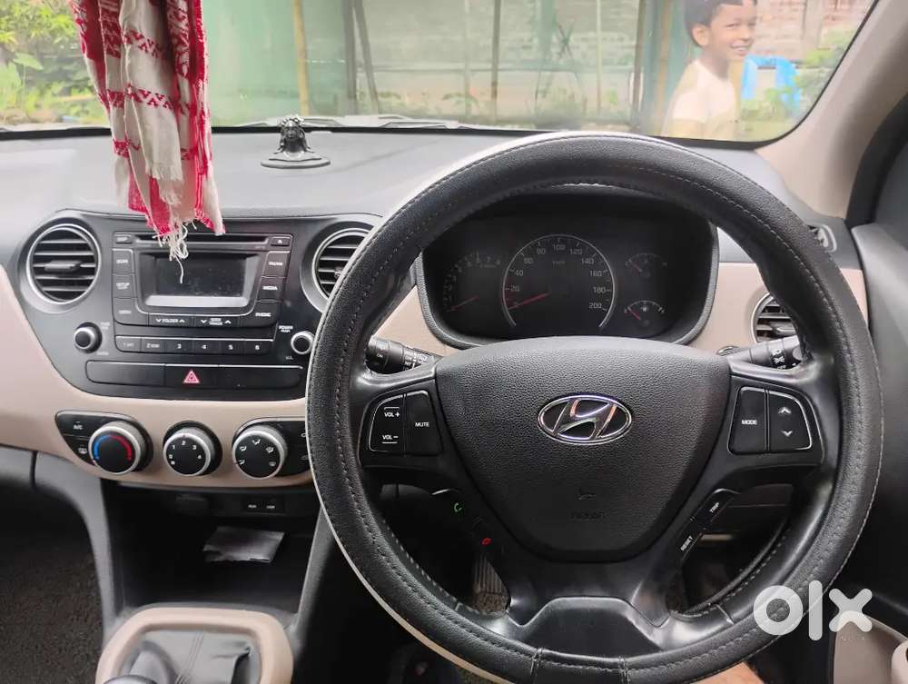 Hyundai Grand I10 2014 Petrol 60000 Km Driven