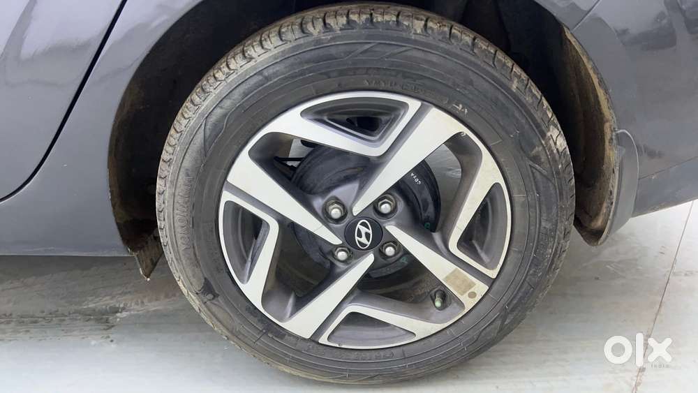 Hyundai Aura [2023-ongoing] 1.2 Sx Plus Petrol Amt, 2022, Petrol