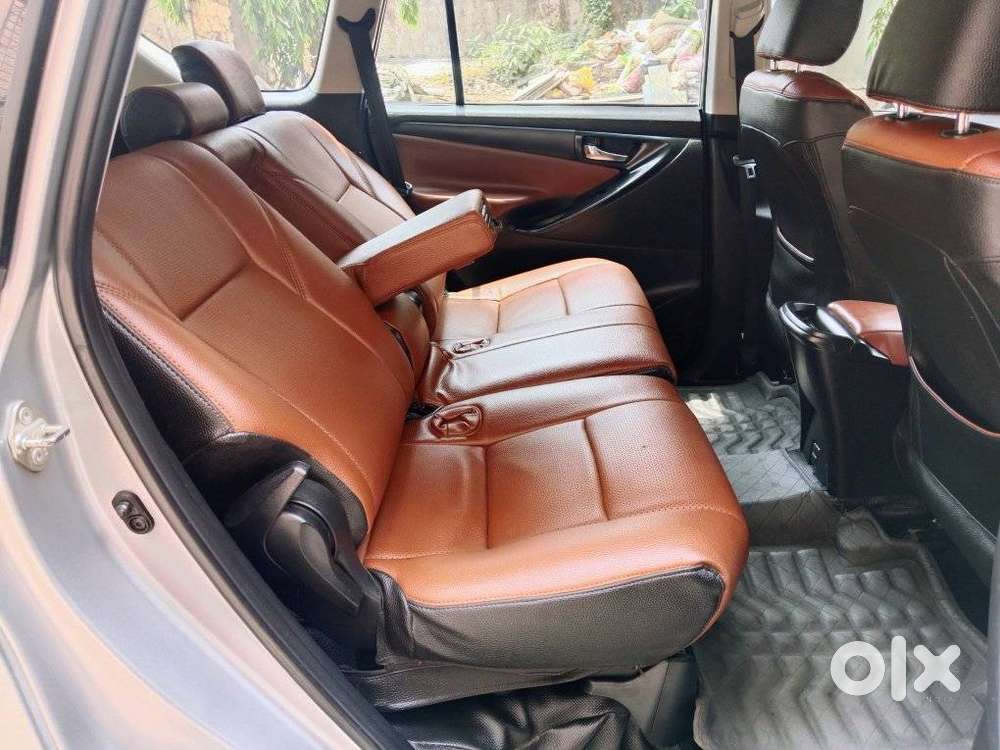 Toyota Innova Crysta 2.4 G Mt 8s, 2020, Diesel