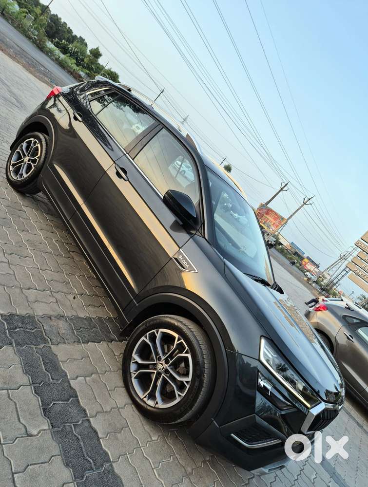 Skoda Kushaq 1.0 Tsi Style, 2022, Petrol