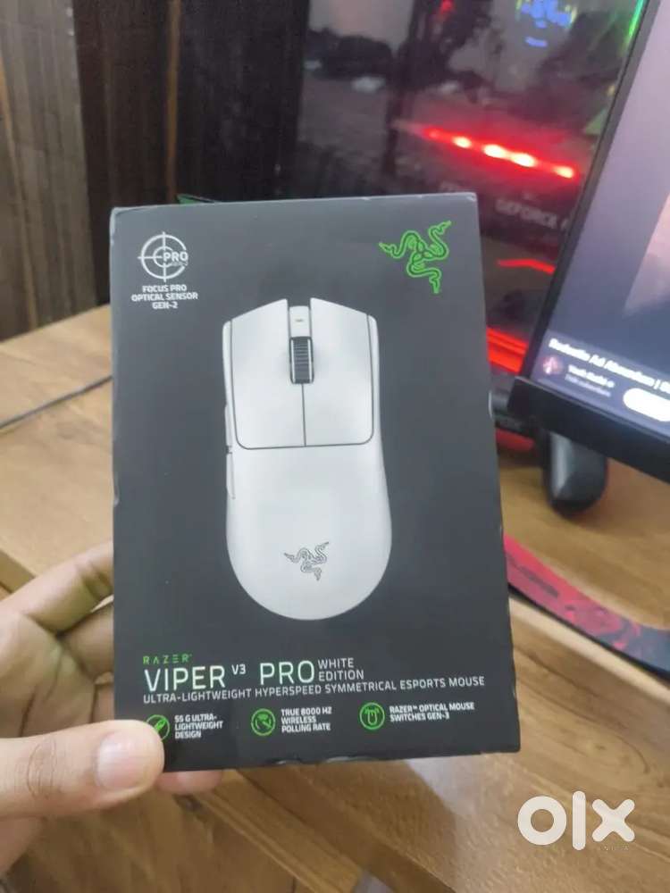 Razer Viper V3 Pro &ndash; White Edition  Brand New & Sealed