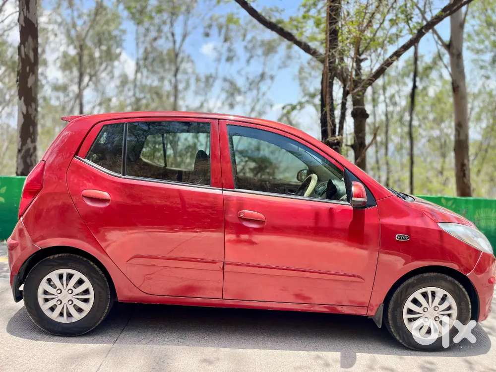 Hyundai I10 Automatic With Sunroof