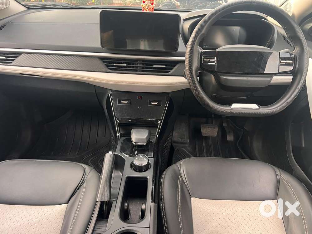 Tata Nexon, 2023, Petrol