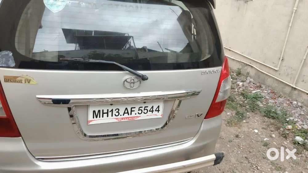 Toyota Innova 2013 Diesel 2nd Owner