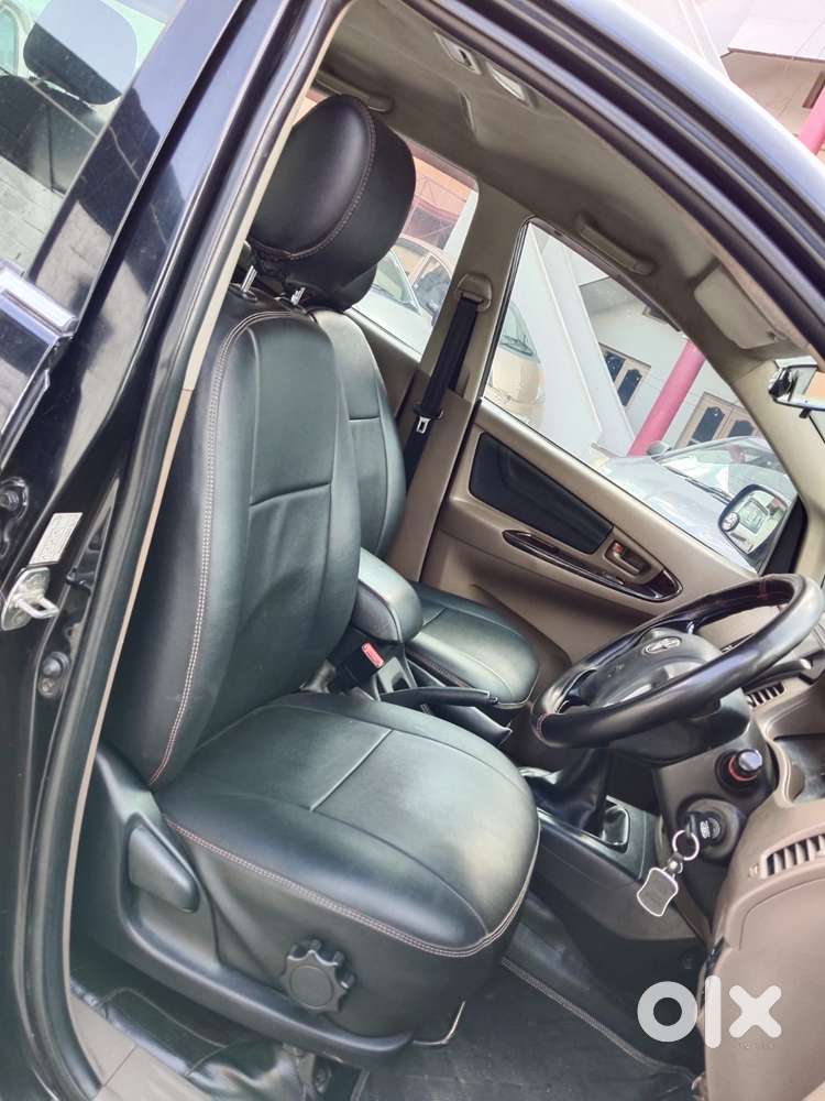Toyota Innova 2.5 G (diesel) 8 Seater, 2016, Diesel