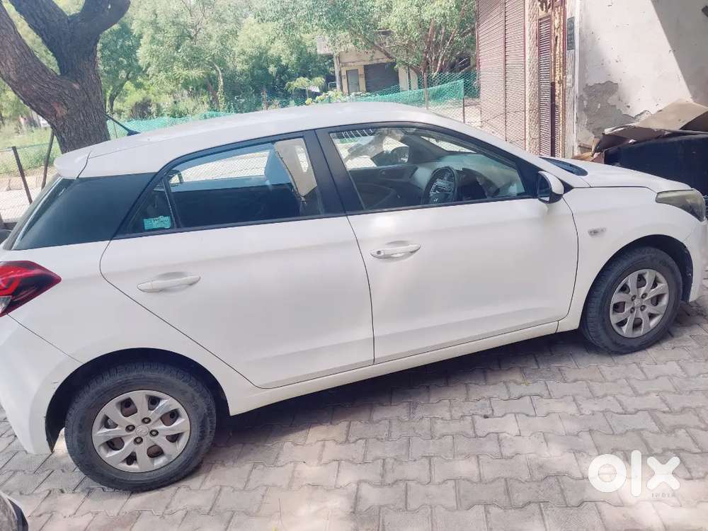 Hyundai I20 2015 Petrol 51000 Km Driven Untouch Car Single Hand Use