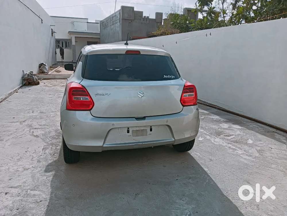 Maruti Suzuki Swift 2021 Petrol 100000 Km Driven