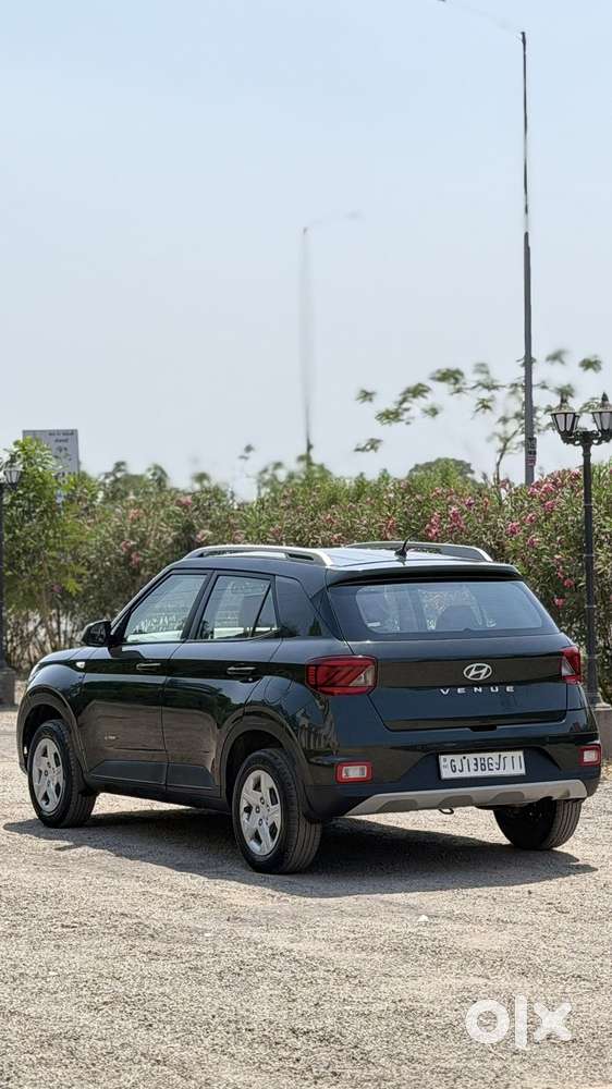 Hyundai Venue S, 2021, Petrol