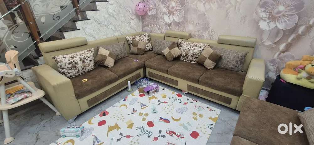 5 seater L shape sofa