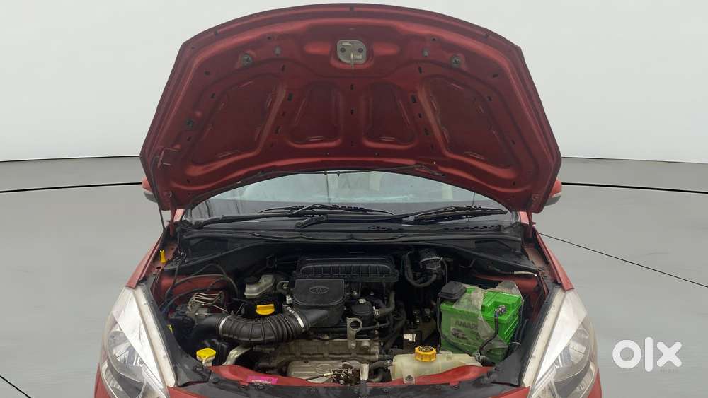 Tata Tiago 1.2 Revotron Xza, 2018, Petrol