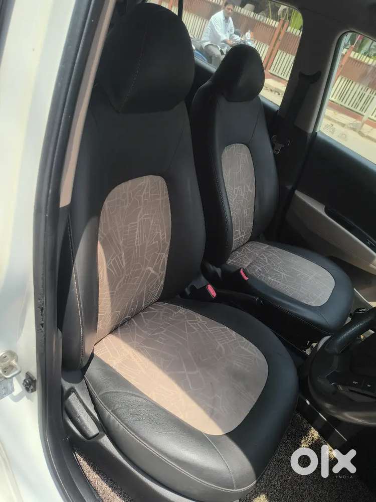 Hyundai Grand I10 2014 Diesel 120000 Km Driven