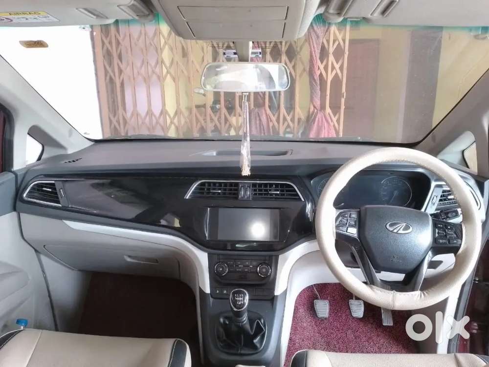 Mahindra Marazzo 2018 Diesel 97000 Km Driven