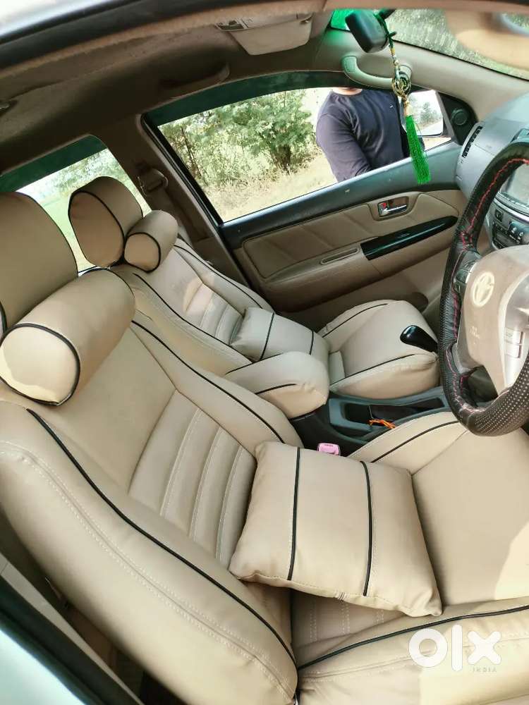 Toyota Fortuner 2013 Diesel 100000 Km Driven