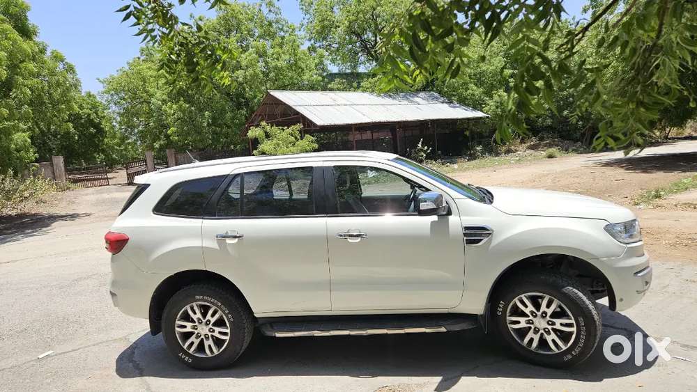 Ford Endeavour 2018 Diesel 120000 Km Driven With Vvip Number