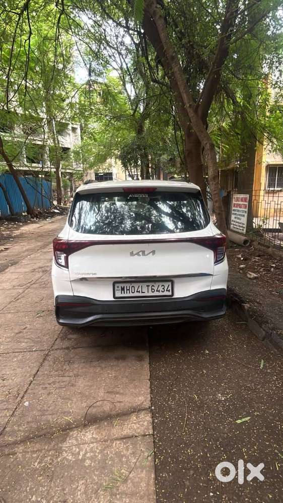 Kia Carens 1.5 Premium 7 Str, 2023, Petrol