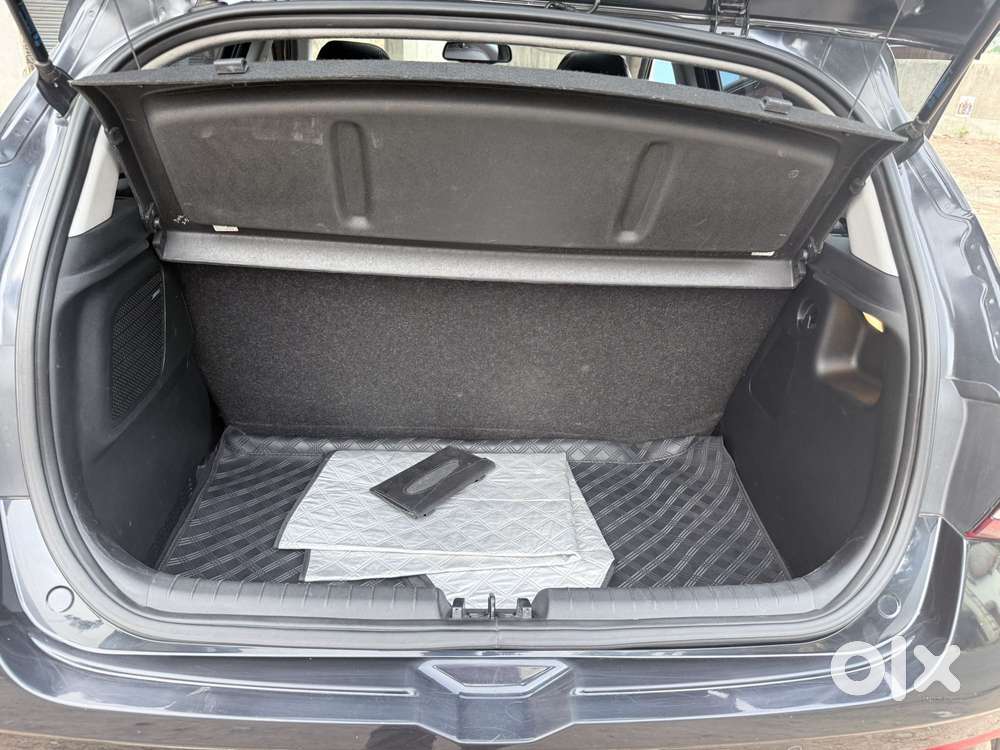 Hyundai I20 Asta Option, 2023, Petrol