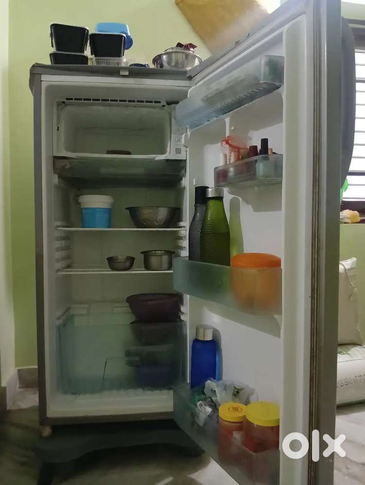 Working condition single door samsung fridge