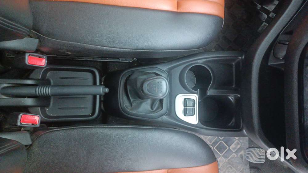 Datsun Redigo T Option, 2018, Petrol