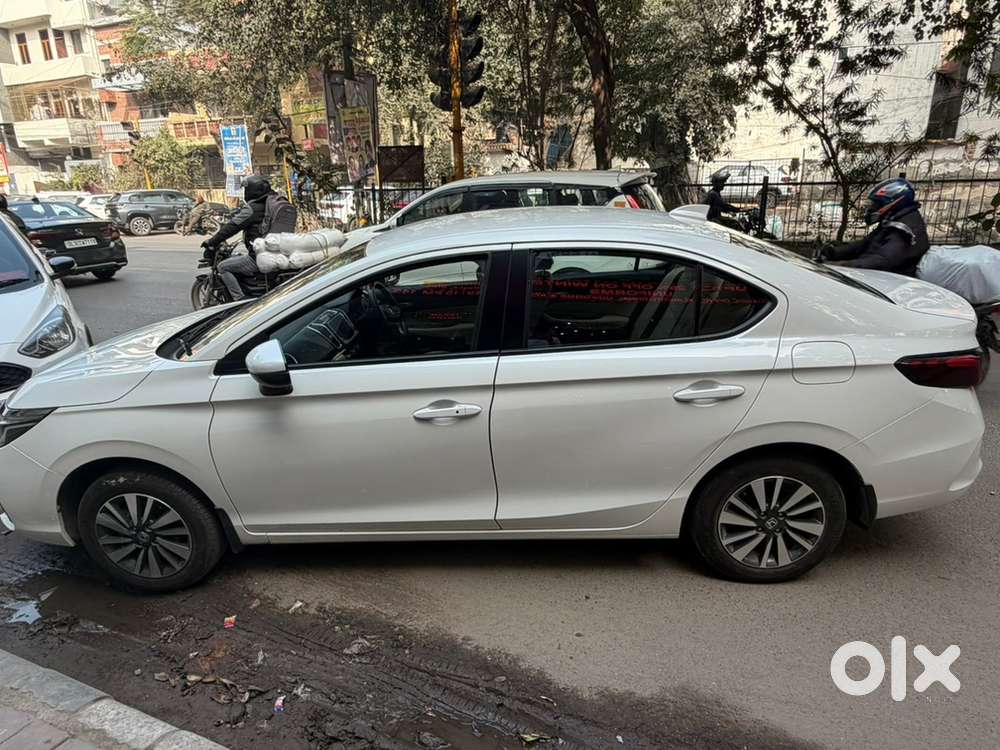 Honda City 2025 Petrol 3000 Km Driven