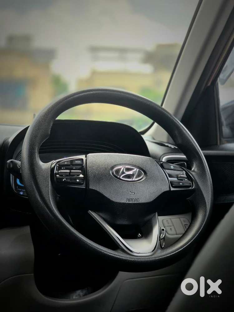 Hyundai Venue 1.2 S Plus, 2023, Cng & Hybrids