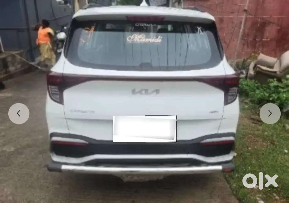 Kia Carens Prestige 2023