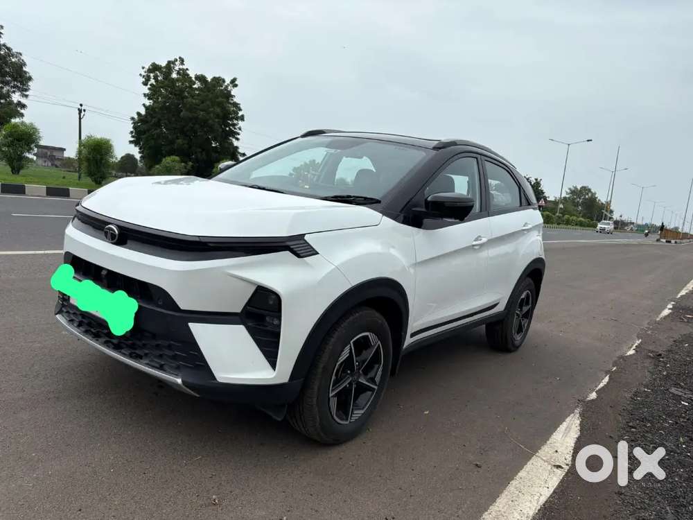 Tata Nexon Creative 2025 Petrol Manual