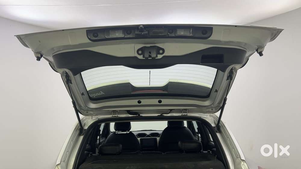 Nissan Magnite Xv Turbo, 2021, Petrol