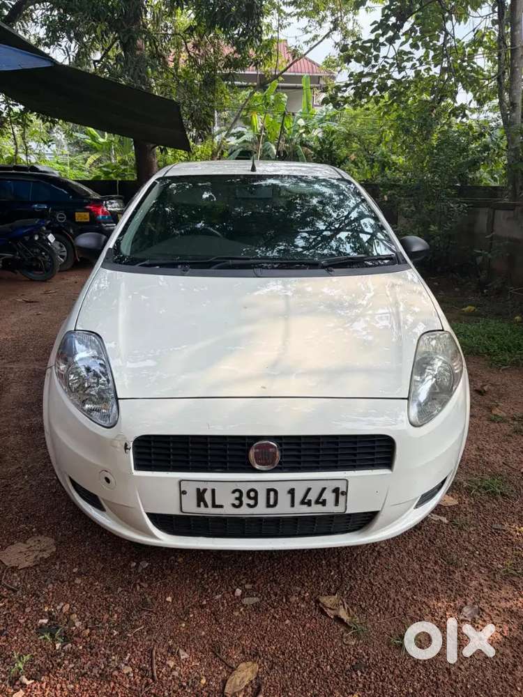 Fiate Punto 2011 80000rs