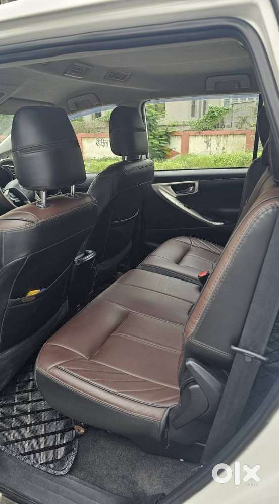 Toyota Innova Crysta 2.4 Gx Mt 8s, 2019, Diesel