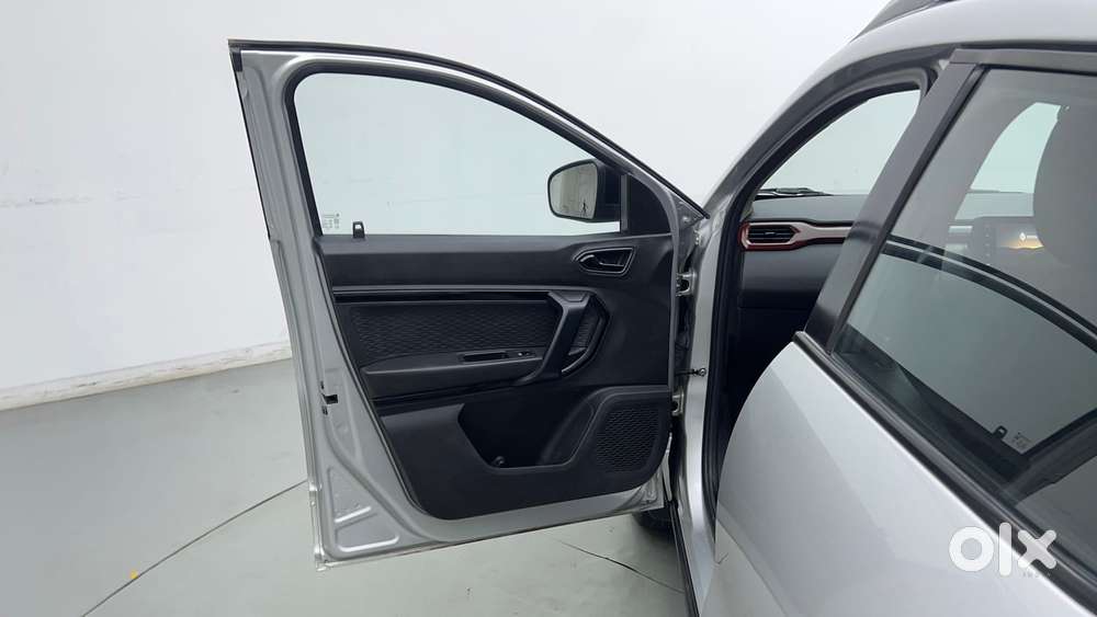 Renault Kiger Rxz, 2023, Petrol