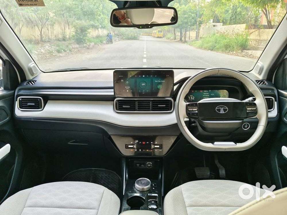 Tata Punch Ev Empowered Plus Lr, 2024, Electric