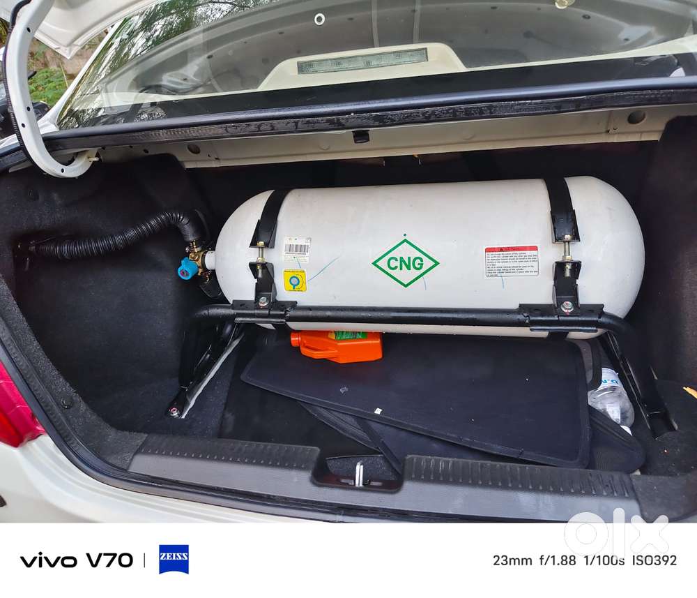 Maruti Suzuki Swift Dzire Lxi Option, 2024, Cng & Hybrids