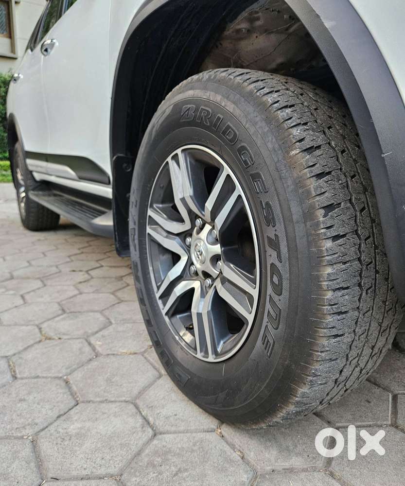 Toyota Fortuner [2021-ongoing] 2.8 2wd Diesel Mt, 2023, Diesel