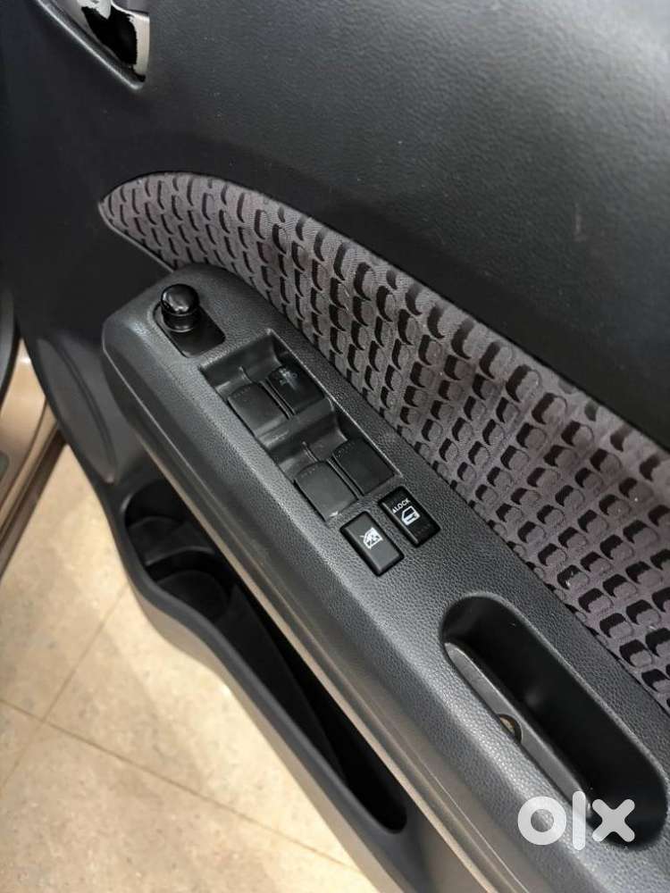 Maruti Suzuki Ritz Zxi Bs-iv, 2014, Petrol
