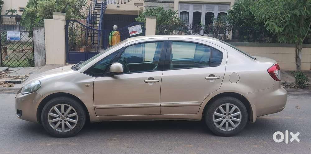 Maruti Suzuki Sx4 Zxi, 2010, Petrol