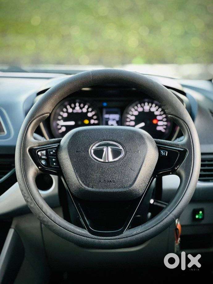 Tata Nexon 1.5 Revotorq Xe, 2018, Cng & Hybrids