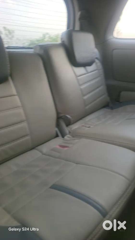Toyota Innova 2013 Diesel 295000 Km Driven