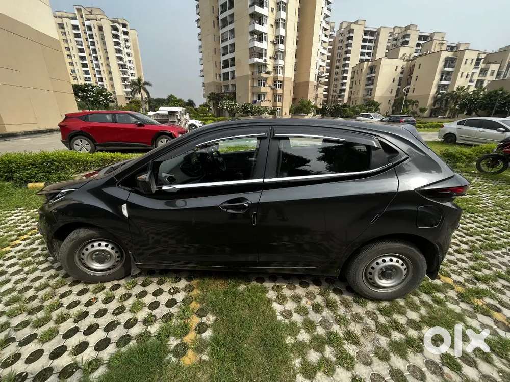Tata Altroz 1.2 Xe 2020