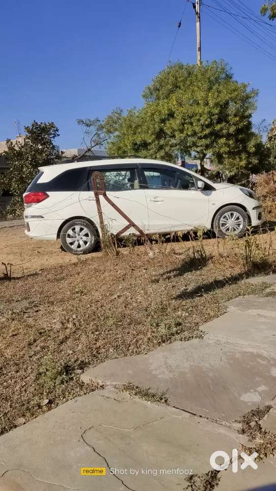 Honda Mobilio 2015 Diesel Well Maintained