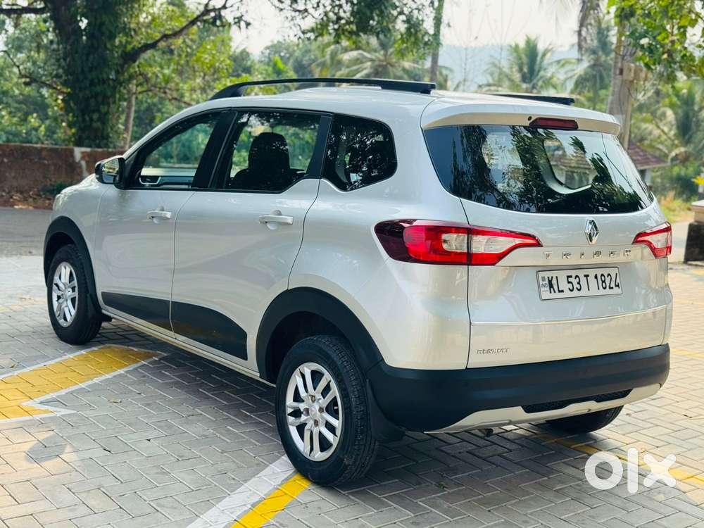 Renault Triber Rxt, 2022, Petrol