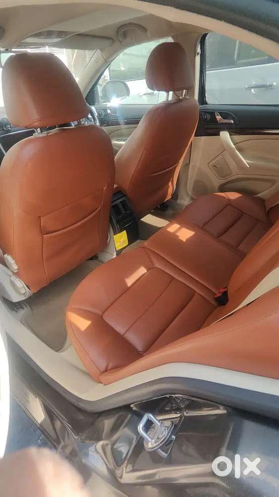 Skoda Laura 2012 Diesel 100000 Km Driven