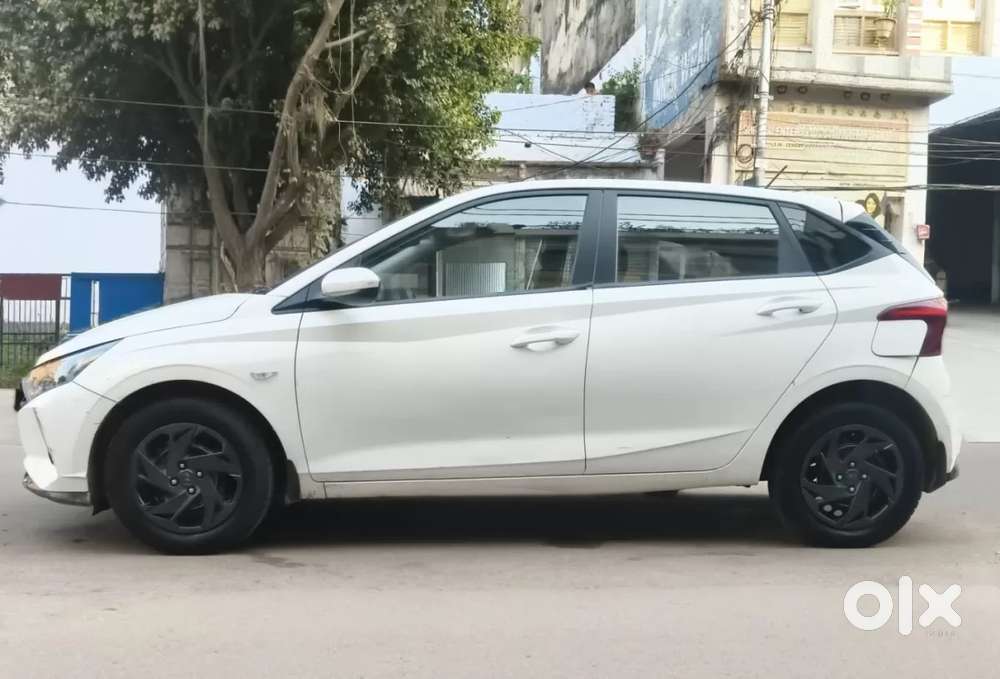 Hyundai I20 Magna 1.2 Mt, 2023, Petrol