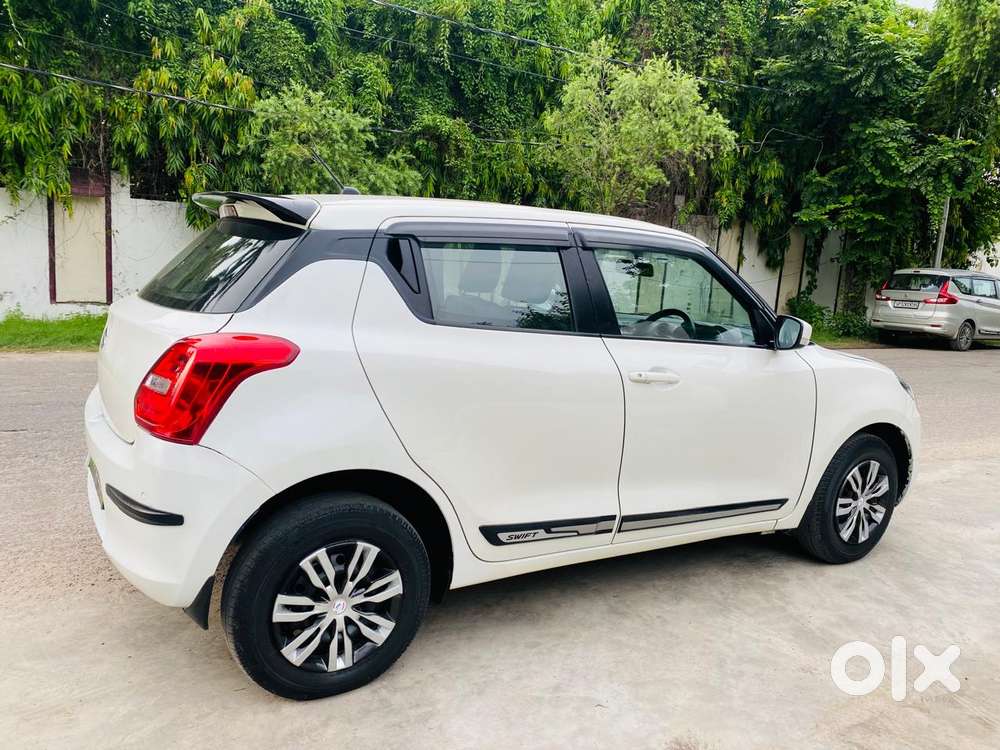 Maruti Suzuki Swift Amt Vxi, 2021, Petrol