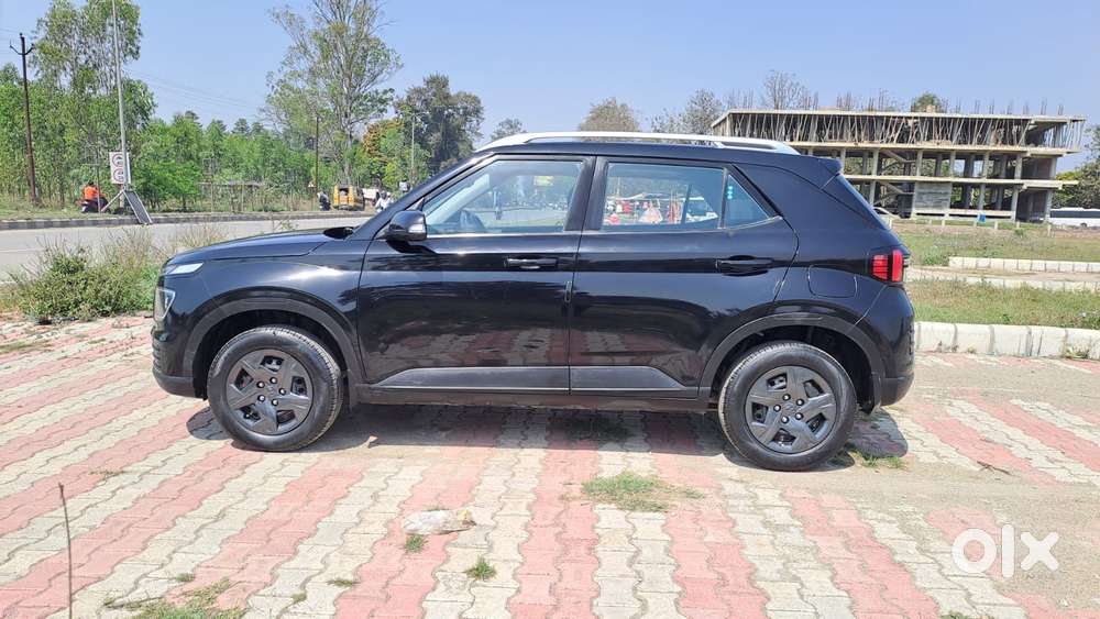 Hyundai Venue Sx, 2023, Petrol